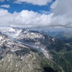 Verortung via Georeferenzierung der Kamera: Aufgenommen in der Nähe von Goms, Schweiz in 3000 Meter